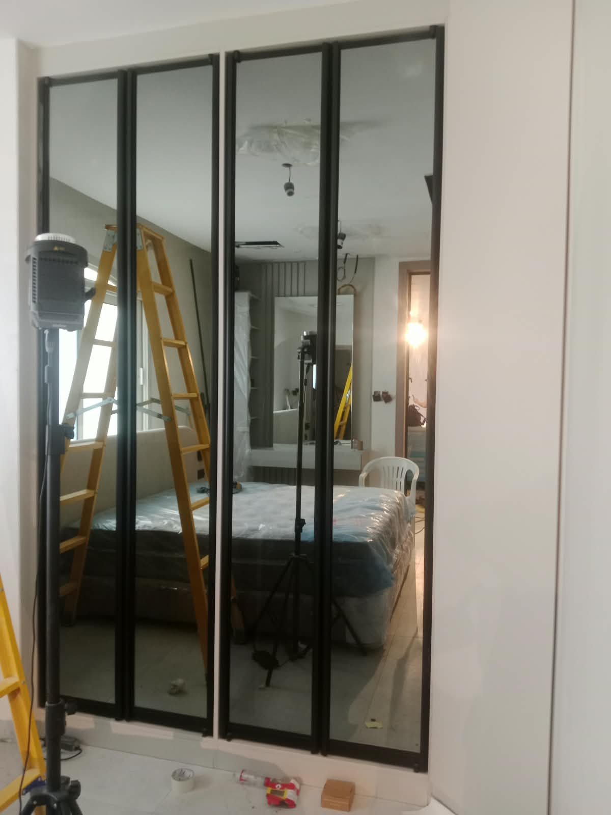 walk-in wardrobe design Abu Dhabi
